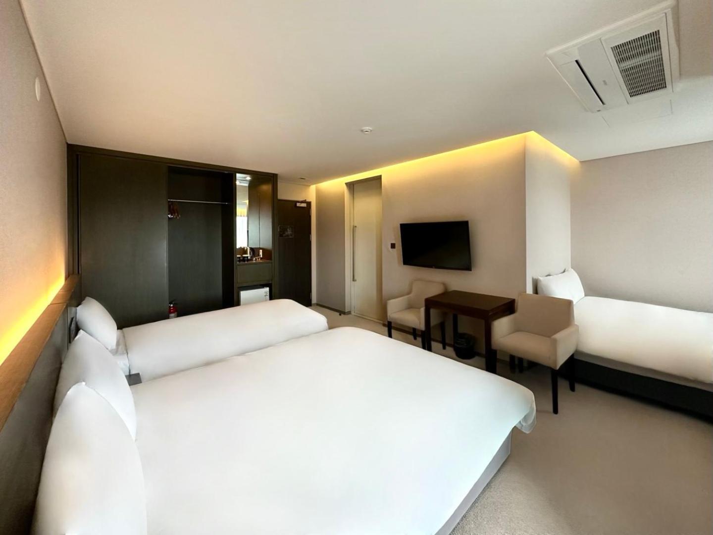 Grand Mer Hotel Jeju Seogwipo Exterior foto